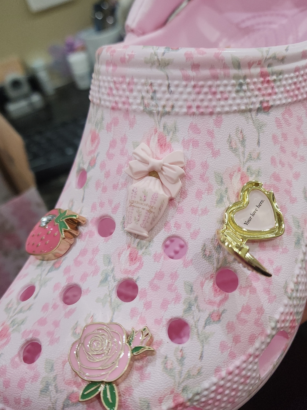 CROCS Pink Floral Pattern Clogs with Charms - Picture 6 of 9